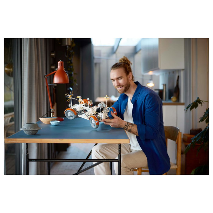 LEGO 42182 Technic Vehículo de Exploración Lunar NASA Apollo Juego de Construcción 1913 Piezas