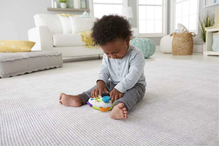 Fisher-Price Mi Primer Mando de Consola Multilenguaje para Bebés de 4 Meses a 3 Años con Luces y Sonidos
