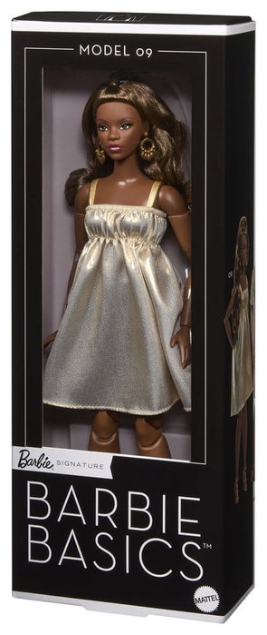 Barbie Signature Muñeca Barbie Basics: Model 09