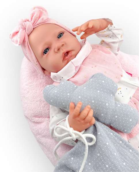 Berjuan Muñeca Reborn Vestido Blanco Lazo Rosa Mecanismo Lloro 50 cm Ref: 18402-24