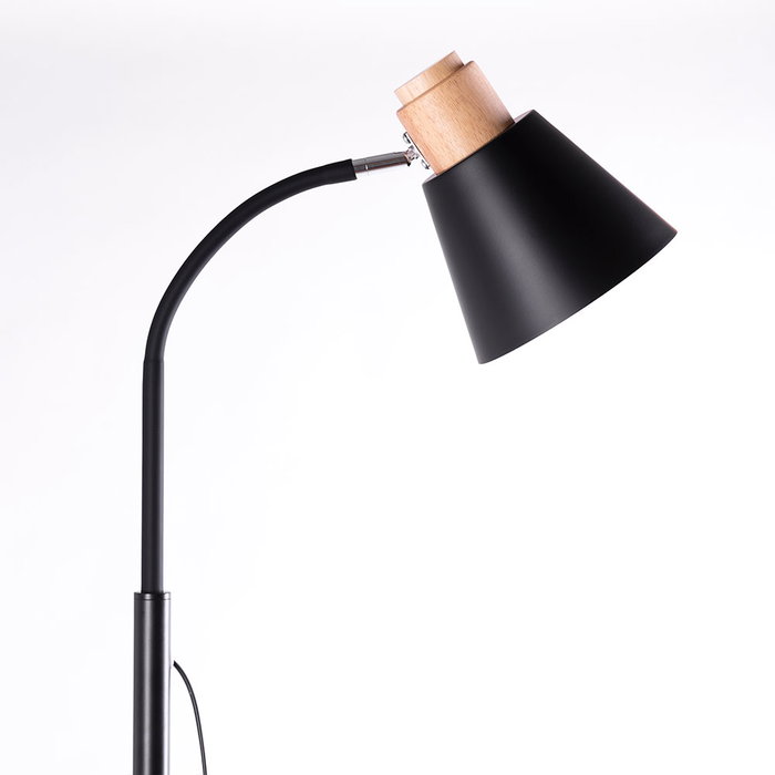 Victor Lámpara de Suelo Recta Estilo Nórdico Bombilla LED E27 SKD-F016-B Victor Lámpara de Suelo Recta Estilo Nórdico Bombilla LED E27 SKD-F016-B