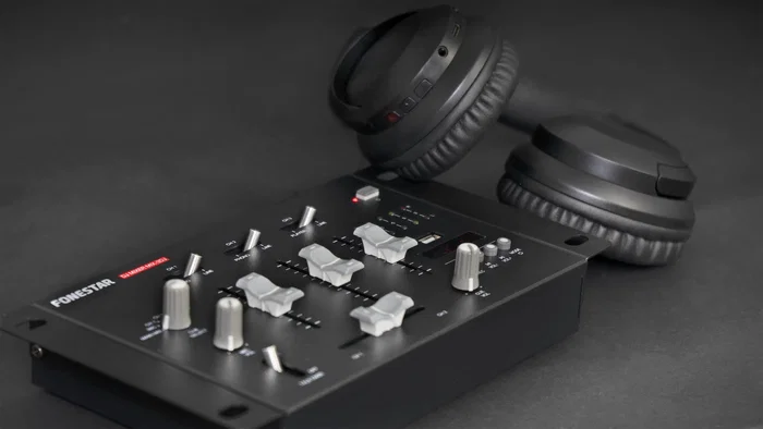 Fonestar MIX-3DJ Mezclador DJ de 3 canales con Bluetooth y USB, Negro Fonestar MIX-3DJ Mezclador DJ de 3 canales con Bluetooth y USB, Negro