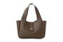 Vince Camuto Mink Bolso Tote Piel de Polivinilo Color Visón