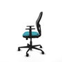 Silla de oficina Jorquera con mecanismo Sincro/Traslack tapizada con Tela color Turquesa y malla color Negro. Equipada con lumbar 1D, Brazos 1D y Ruedas 65mm nailon