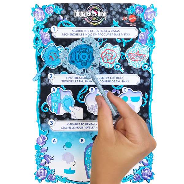 Mattel Muñeca Monster High Twyla con Armario, Ropa y Accesorios