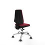 Silla de oficina Elche con mecanismo Asincro tapizada con Tela color Granate. Equipada con Base cromada, Sin brazos y Ruedas 65 mm parqué