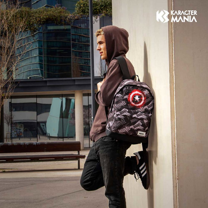 Marvel Capitán América Mochila Urbana Ligera HS FAN Scratches, Gris, 41x30x18 cm, 22L, Poliéster