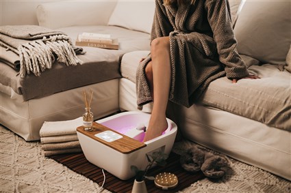 Beurer FB-65 Hidromasaje de Pies Wellness con Masaje Vibratorio, Burbujas y Calentamiento de Agua