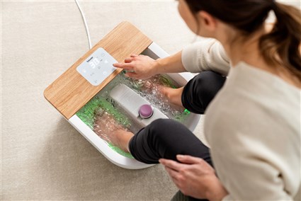 Beurer FB-65 Hidromasaje de Pies Wellness con Masaje Vibratorio, Burbujas y Calentamiento de Agua