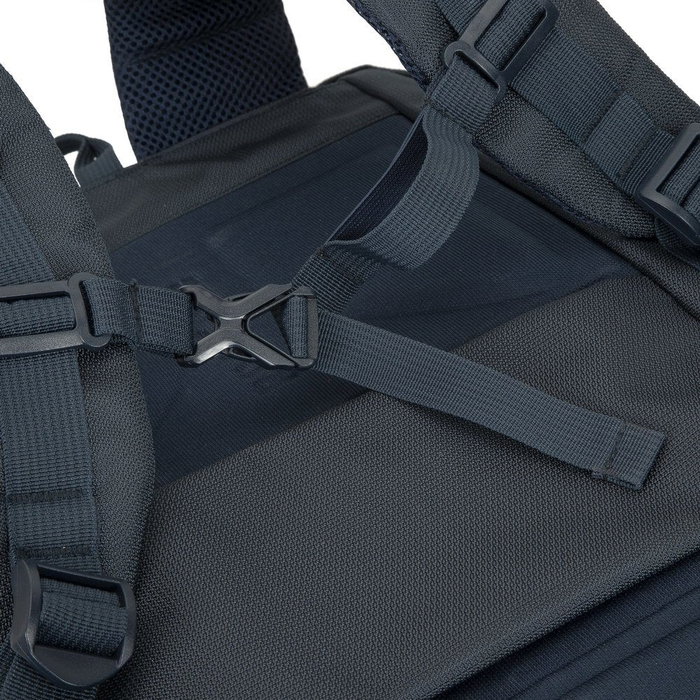 Rivacase 7861 Mochila para Portátil de 43,9 cm (17,3") Azul - Compartimento para Tableta, Resistente al Agua y Golpes, Poliéster