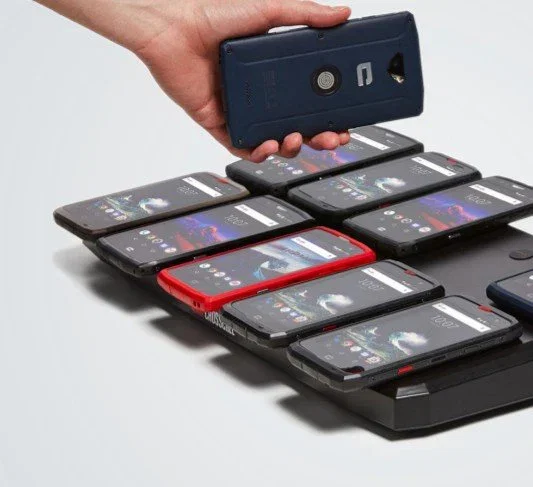 Crosscall Cargador X-Power para Smartphone - Interior, 5V 2.1A, Cable CA 2.5m, Negro, 100-240V, Interruptor