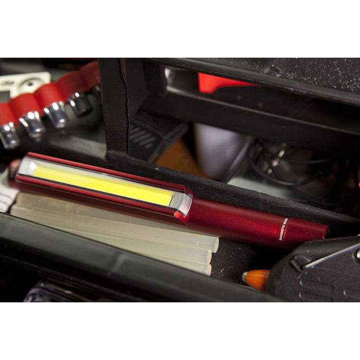 Nebo Linterna Lil Larry Base Magnética Clip LED 250 Lúmenes Aluminio 3 Modos Luz