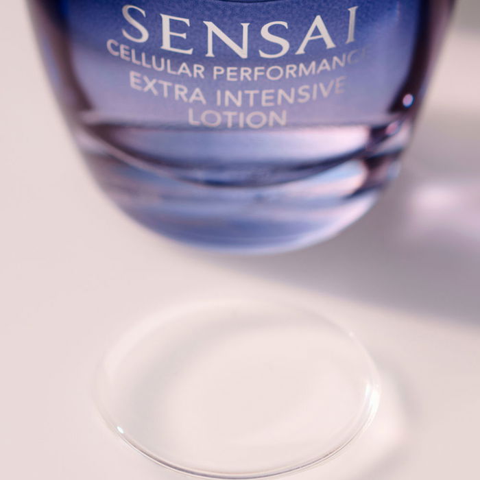 SENSAI Cellular Performance Extra Intensive Loción Hidratante Intensa y Revitalizante 125 ml
