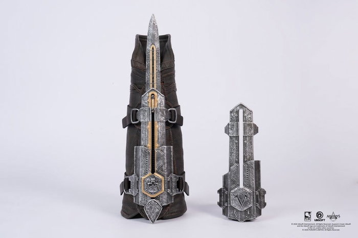 Pure Arts Assassin's Creed Réplica 1/1 Edward Hidden Blade