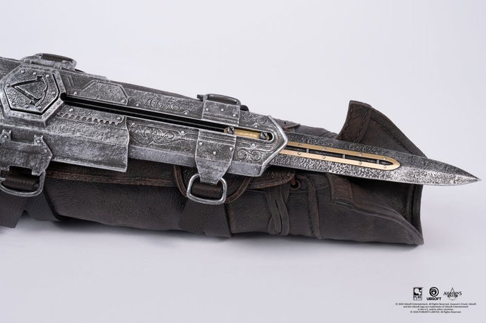Pure Arts Assassin's Creed Réplica 1/1 Edward Hidden Blade