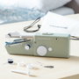Innovagoods Máquina de coser de mano portátil V0103018