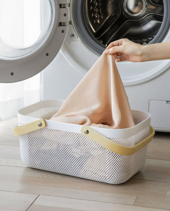 Inde Cesta Organizadora Rectangular de Plástico con Asa de Madera 41.4 cm x 26.9 cm x 17.8 cm (12 Unidades)