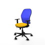 Silla de oficina Jorquera con mecanismo Sincro/Traslack tapizada con Tela color Amarillo y malla color Azul. Equipada con lumbar 1D, Brazos 1D y Ruedas 65mm nailon
