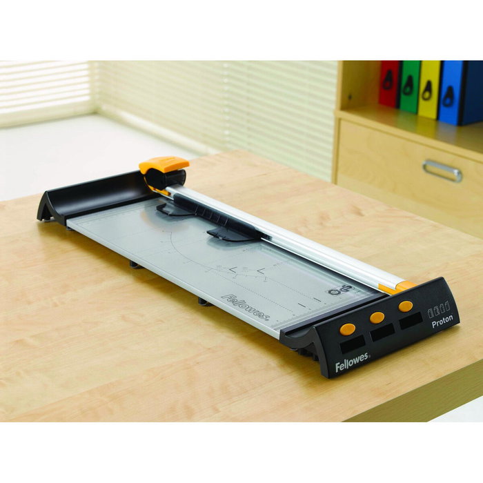 Fellowes Cizalla Proton A3