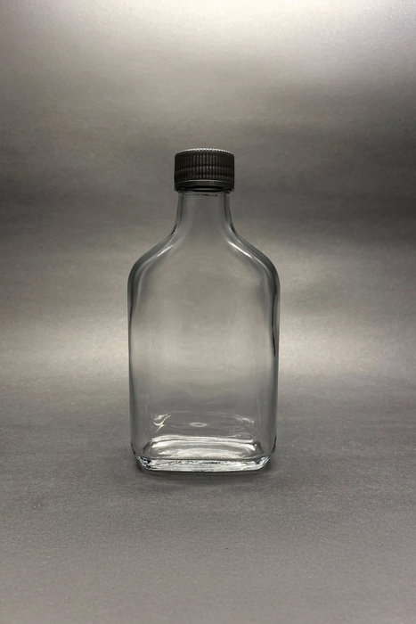 Hermia Juego de Botellas de Vidrio 5 Piezas 200 ml Transparente y Negro Material Vidrio Dimensiones 15,5 x 7,5 cm Apto Lavavajillas
