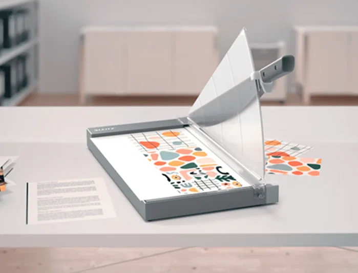 Leitz Precision Office Pro A3 Cizalla de Palanca con Base de Cristal