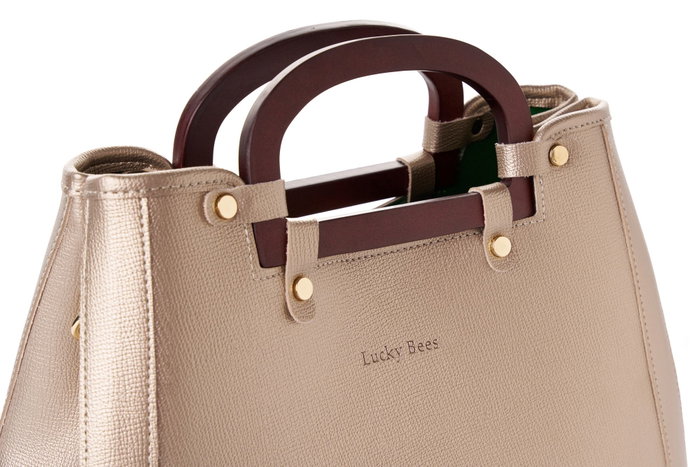 Lucky Bees 1289 Bolso de Cuero de Polivinilo Dorado Elegante para Mujer, Accesorio de Moda Versátil y Funcional con Bolso Interior Lucky Bees 1289 Bolso de Cuero de Polivinilo Dorado Elegante para Mujer, Accesorio de Moda Versátil y Funcional con Bolso Interior
