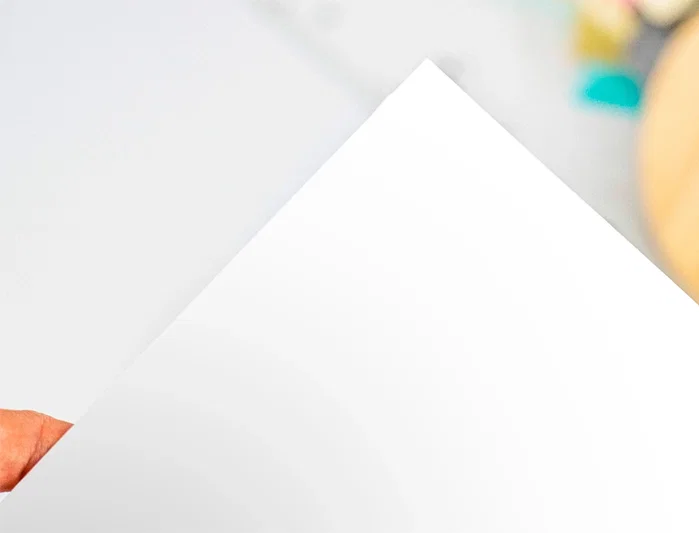 Liderpapel Cartulina 50x65 cm 240g/m2 Blanco para Dibujo y Manualidades