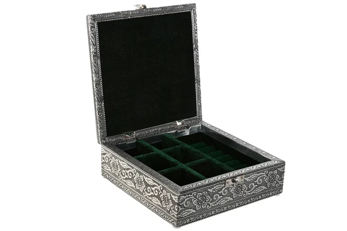DKD Home Decor Joyero Indio Pavo Real Plateado Verde Madera y Aluminio 18 x 18 x 6 cm DKD Home Decor Joyero Indio Pavo Real Plateado Verde Madera y Aluminio 18 x 18 x 6 cm