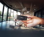 Kingston XS1000 SSD Externo Portátil 1TB, USB 3.2 Gen 2, Hasta 1050MB/s, Unidad de Estado Sólido