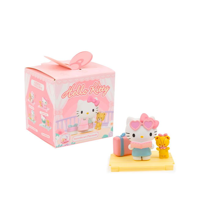 Famosa Hello Kitty Minibox Sweetheart Playmates HKT38100, Caja Regalo Sorpresa con 9 Figuras Coleccionables de Hello Kitty y Osito