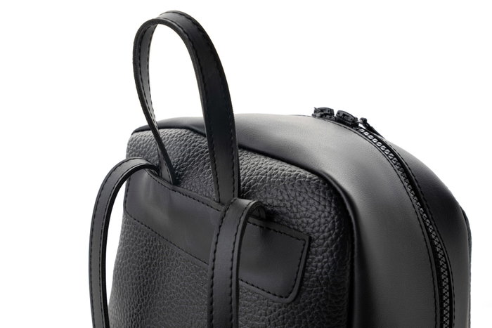 Lucky Bees 1285 Mochila de Piel Negra, Accesorio Imprescindible de Polipiel 100% para Uso Diario y Oficina, Elegante y Duradera