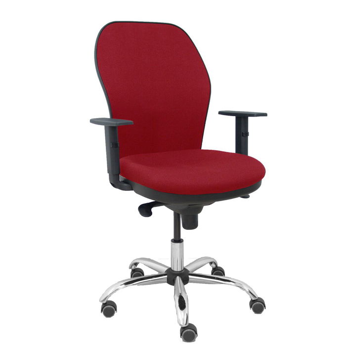 Silla de oficina Jorquera con mecanismo Sincro tapizada con Tela color Granate. Equipada con lumbar 1D, Brazos 1D y Ruedas de parqué Silla de oficina Jorquera con mecanismo Sincro tapizada con Tela color Granate. Equipada con lumbar 1D, Brazos 1D y Ruedas de parqué