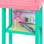 Barbie Caja Pediatra con Muñeca Bebé, Jumpsuit Rosa, Muebles y Accesorios Médicos para Niños a Partir de 3 Años