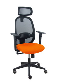 Silla de oficina Cilanco con mecanismo Sincro tapizada con Tela color Naranja oscuro y malla color Negro. Equipada con lumbar 1D, Brazos 1D, Cabecero 2D y Ruedas de parqué