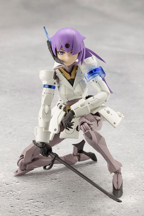 Megalomaria Unlimited Universe Maqueta Plastic Model Kit Vanguard Leader 16 cm