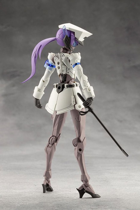 Megalomaria Unlimited Universe Maqueta Plastic Model Kit Vanguard Leader 16 cm