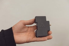 Charge Amps Amp Guard 63 A - Controlador de Carga para Coche Eléctrico con Balanceo de Carga Dinámico, WiFi/LAN, 1-3 Fases y Compatible con Paneles Solares