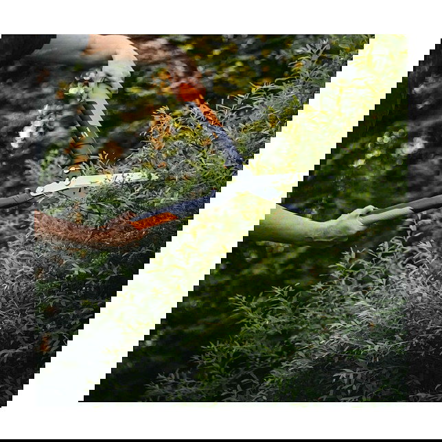 Fiskars PowerGear X HSX92 Tijera de Podar para Setos, Hoja Recta de 630 mm, Mango de Aluminio, 808 g, Color Negro y Naranja Fiskars PowerGear X HSX92 Tijera de Podar para Setos, Hoja Recta de 630 mm, Mango de Aluminio, 808 g, Color Negro y Naranja