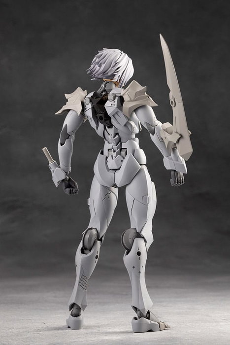 Megalomaria Unlimited Universe Maqueta Plastic Model Kit Zirconia 18 cm Megalomaria Unlimited Universe Maqueta Plastic Model Kit Zirconia 18 cm