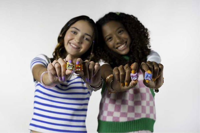 Bizak Clickeez Multi Pack 5 Figuras Coleccionables Nuevos Colores Brillantes Temáticas Idioma Español