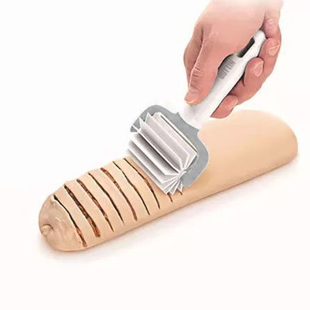 Quttin Rodillo Cortapastas Strudel 17 x 8.5 x 5 cm (24 Unidades) Quttin Rodillo Cortapastas Strudel 17 x 8.5 x 5 cm (24 Unidades)