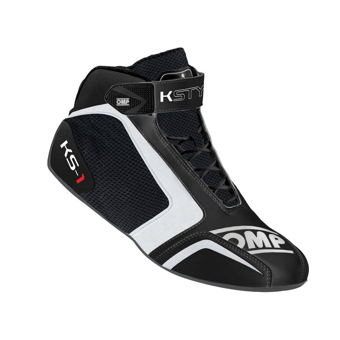OMP KC0-0815-A01-070-36 Ks-1 Botines Karting Primer Nivel F1 WRC Suela Ultraligera Negro-Blanco Talla 36 OMP KC0-0815-A01-070-36 Ks-1 Botines Karting Primer Nivel F1 WRC Suela Ultraligera Negro-Blanco Talla 36