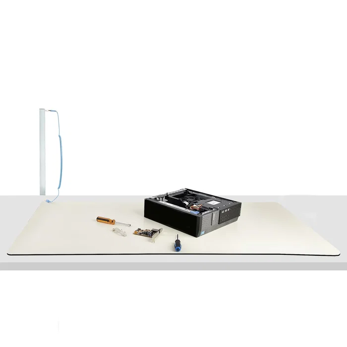 Startech LG-ANTI-STATIC-MAT Alfombrilla Antiestática para Escritorio ESD 60x120cm - Beige PVC 2mm con Cable de Tierra de 2m