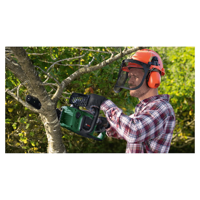 Bosch ADVANCEDCHAIN 36V-35-40 Motosierra a Bateria de 36V, Longitud de Corte 31 cm, Velocidad de Cadena 14 m/s, Mango Ergonómico, Negro y Verde Bosch ADVANCEDCHAIN 36V-35-40 Motosierra a Bateria de 36V, Longitud de Corte 31 cm, Velocidad de Cadena 14 m/s, Mango Ergonómico, Negro y Verde