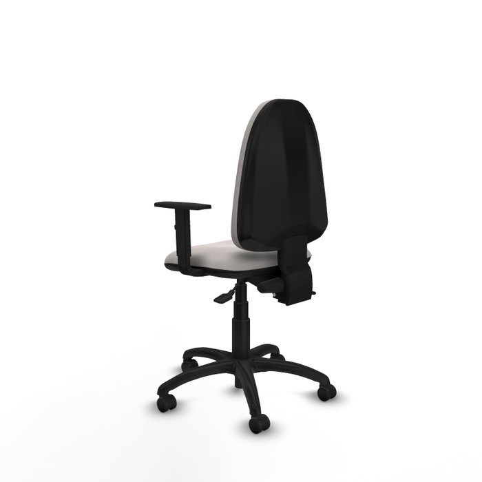 Silla de oficina Aýna con mecanismo Asincro tapizada con Similpiel color Blanco. Equipada con Base poliamida negra, Brazos 1D y Ruedas de parqué