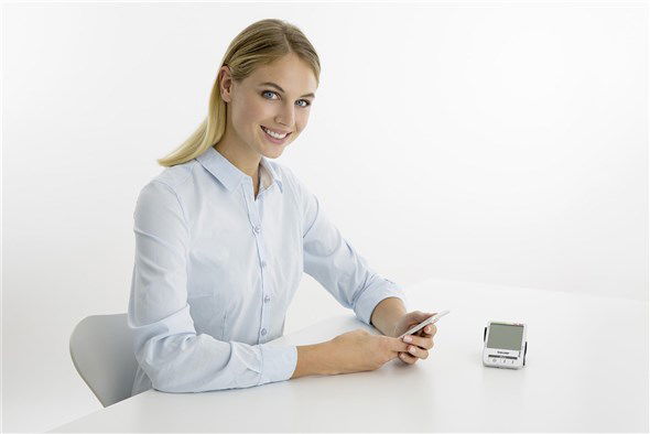 Beurer BC-85 Tensiómetro de Muñeca con Bluetooth, Pantalla XXL, Indicador de Posicionamiento, Tecnología de Inflación, Transferencia USB y App Health Manager