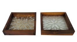 DKD Home Decor Bandeja Vaciabolsillos de Teca y Capiz 15x15x3 cm Surtido de 2