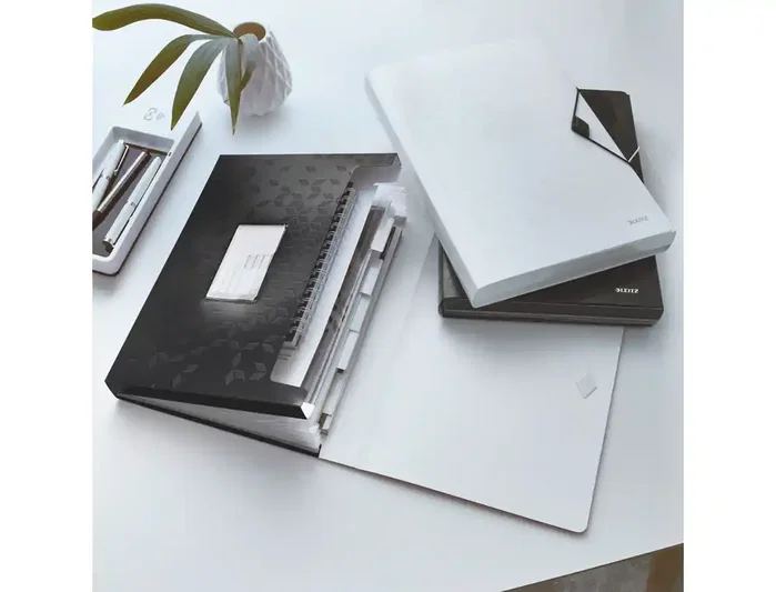 Leitz WOW Carpeta Clasificadora de Polipropileno Din A4 con 6 Separadores y 1 Extra Ancho, Color Negro Leitz WOW Carpeta Clasificadora de Polipropileno Din A4 con 6 Separadores y 1 Extra Ancho, Color Negro