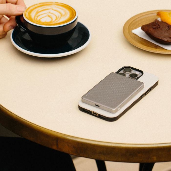 Native Union Active MagSafe Powerbank 5000 mAh Sandstone Native Union Active MagSafe Powerbank 5000 mAh Sandstone