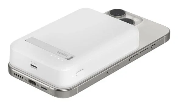 Belkin BPD008BTWH Base de Carga Inalámbrica MagSafe Qi2 de 15W con Cable USB-C Incluido - Blanco Belkin BPD008BTWH Base de Carga Inalámbrica MagSafe Qi2 de 15W con Cable USB-C Incluido - Blanco